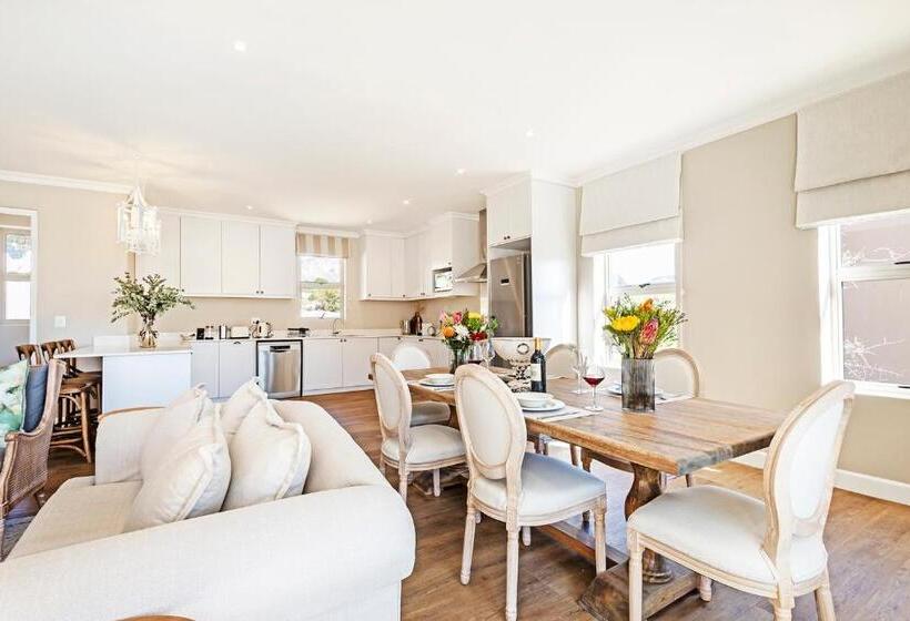 Вилла Deluxe 1 Спальня, L Ermitage   Franschhoek Chateau & Villas