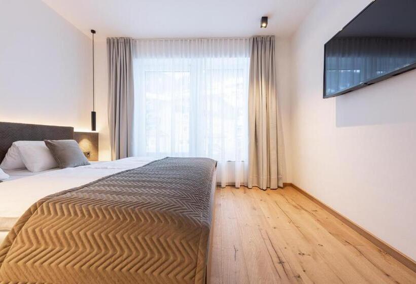 Апартаменты 1 Спальня с Видом, Max Mountain Apartments