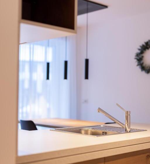 Апартаменты 1 Спальня с Видом, Max Mountain Apartments