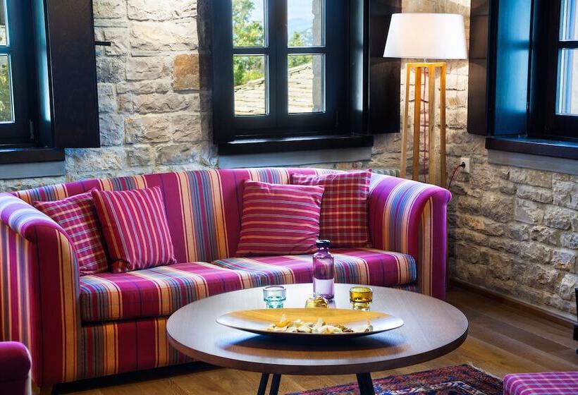 Президентский Люкс, Aristi Mountain Resort