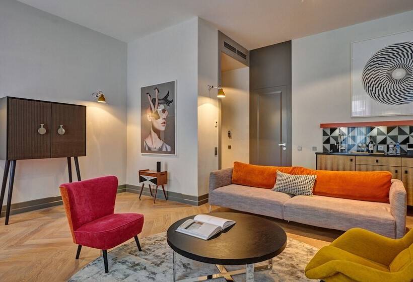 Люкс Повышенной Комфортности, H15 Boutique Hotel, Warsaw, A Member Of Design Hotels