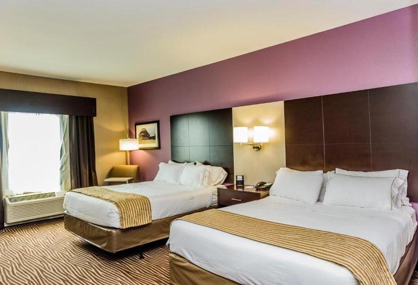 Номер Executive, Holiday Inn Express & Suites Cheektowaga North East, An Ihg