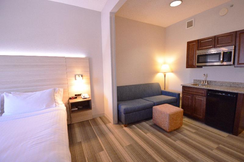 스위트 킹사이즈 침대, Holiday Inn Express Toledo Oregon, An Ihg