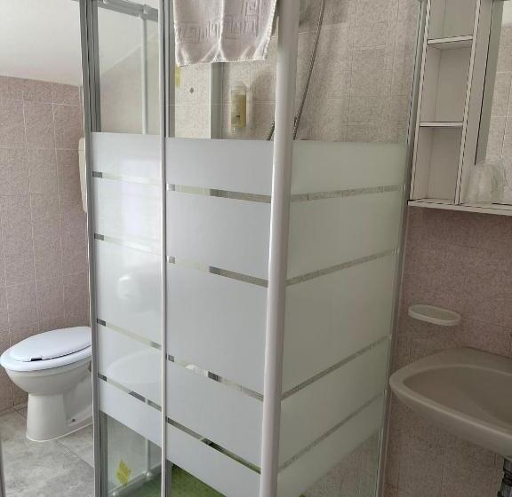 이코노이 4인룸, Ideal Soleti Hotels