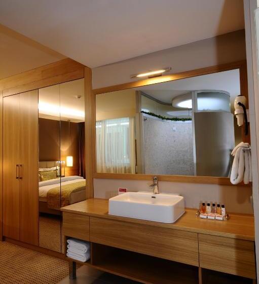 سوییت, Ramada By Wyndham Podgorica