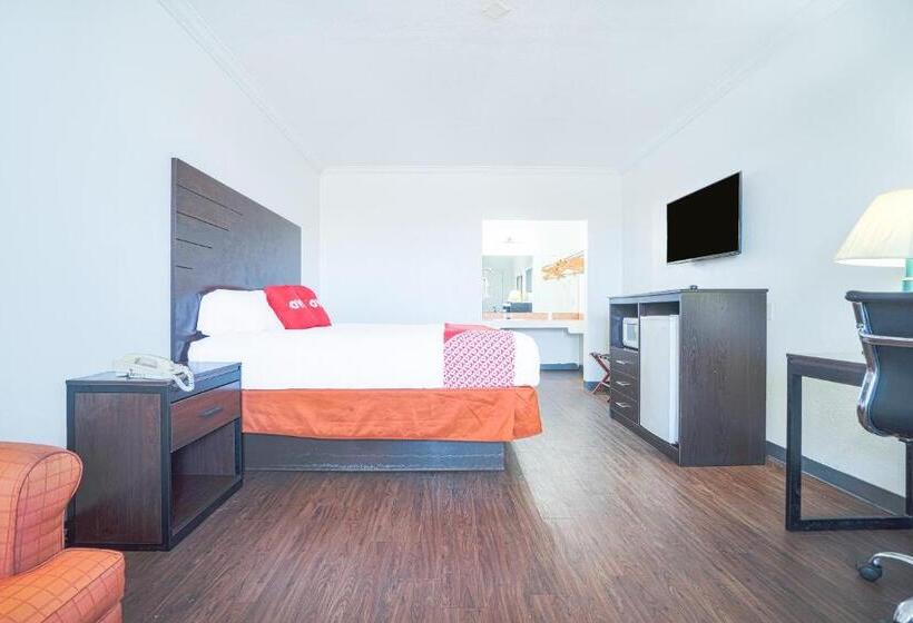 Стандартный Номер Кровать Кинг, Knights Inn Kingsville