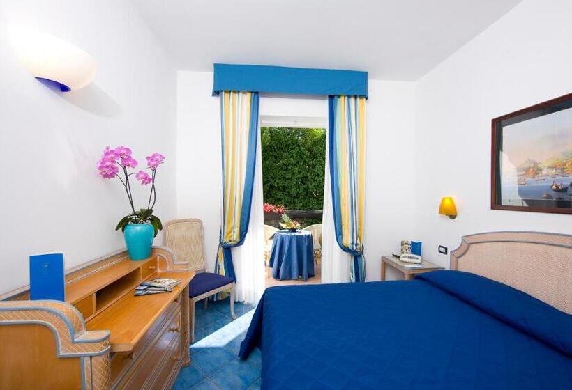 Номер Стандарт Трехместный, Central Park Terme