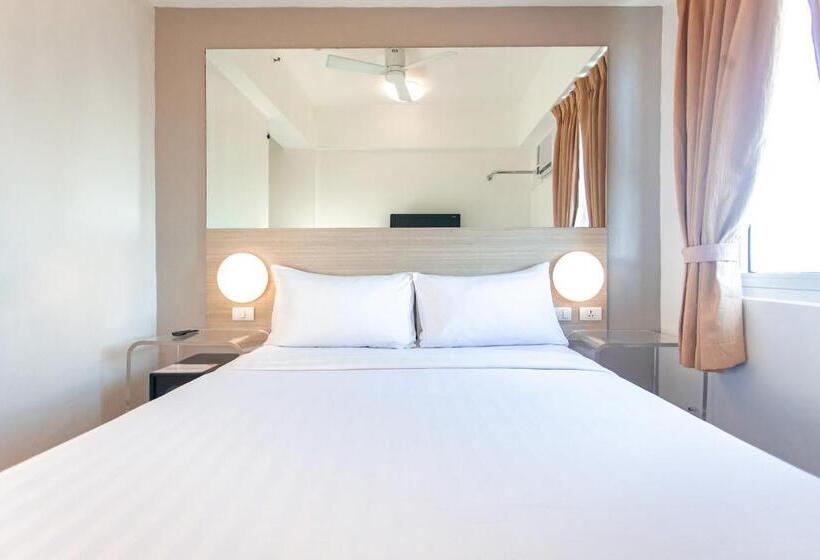 스탠다드 룸, Red Planet Cebu