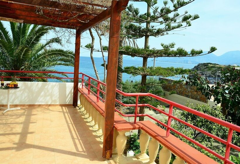 آپارتمان 1 خوابه با چشم‌انداز دریا, Poppy Villas