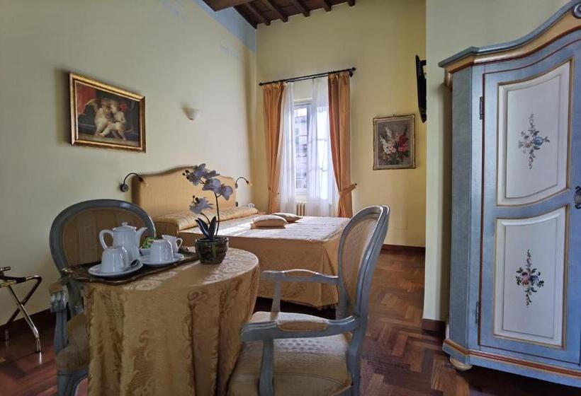 سوییت جونیور, Residenza Della Signoria