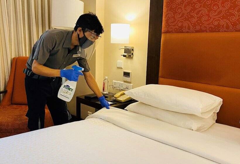 Люкс, Four Points By Sheraton Ahmedabad