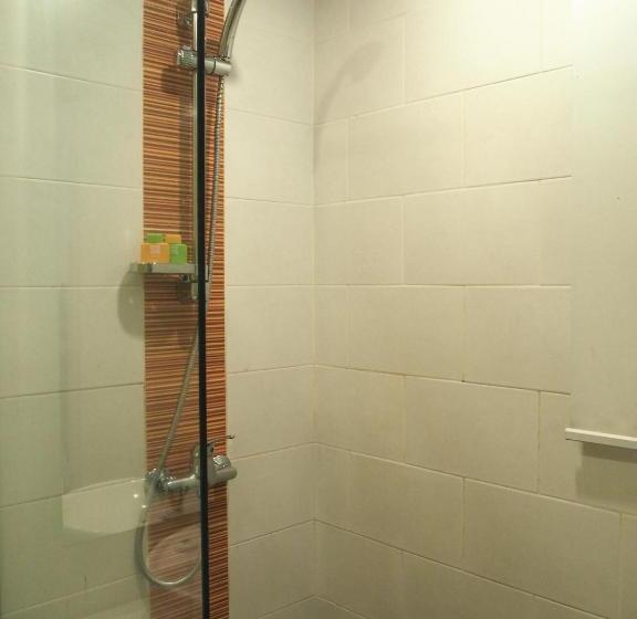 Номер Стандарт, Prescott Ace Kuala Lumpur Cheras