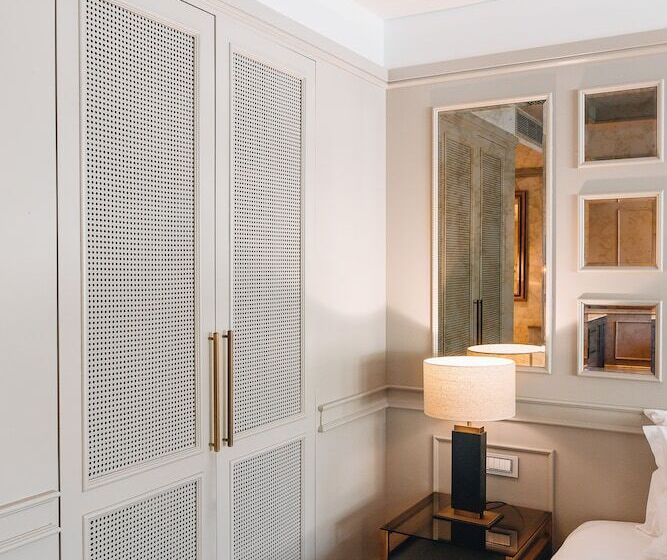 سوییت با استخر, Yacht Classic Hotel   Boutique Class