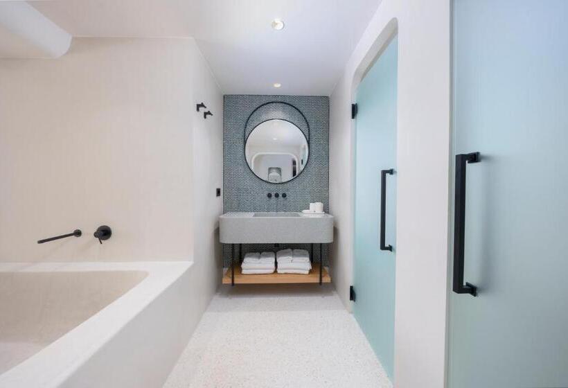 اتاق پرمیوم با چشم‌انداز دریا, Yacht Classic Hotel   Boutique Class