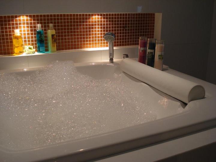 Люкс с гидромассажем, O.u.m. Hotel   โรงแรมโอยูเอ็ม