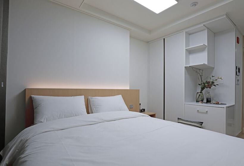 Номер Стандарт Вид на Город, Heavenmark In Sokcho