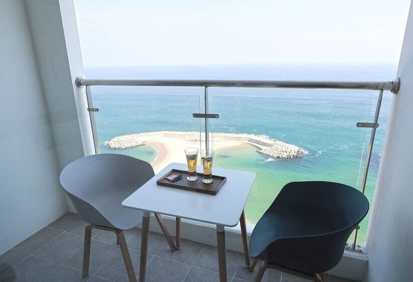 Номер Стандарт Вид на Море, Heavenmark In Sokcho