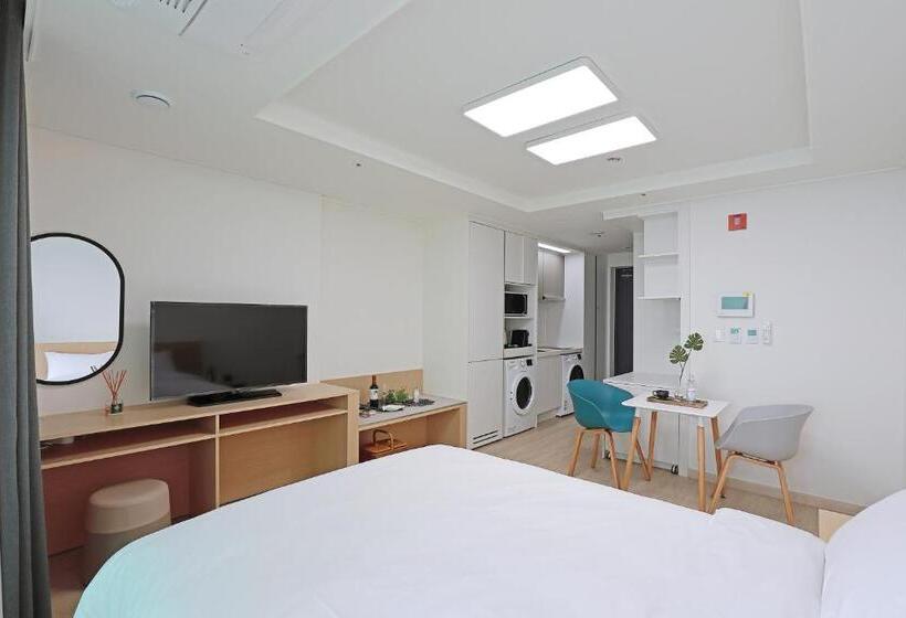 Номер Стандарт Вид на Море, Heavenmark In Sokcho
