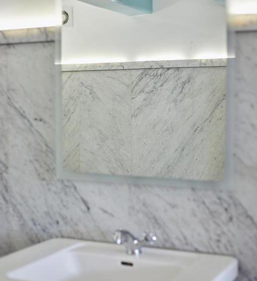 اتاق لوکس, Modern Canal House Loft   City Center