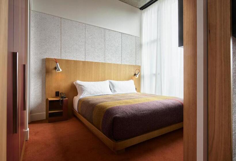 Люкс, Ace Hotel Sydney