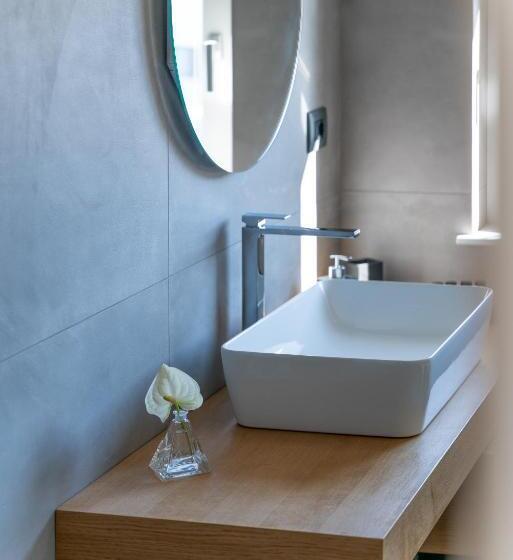 带露台的小型套房, Villa Porrelli Rooms & Spa Suite