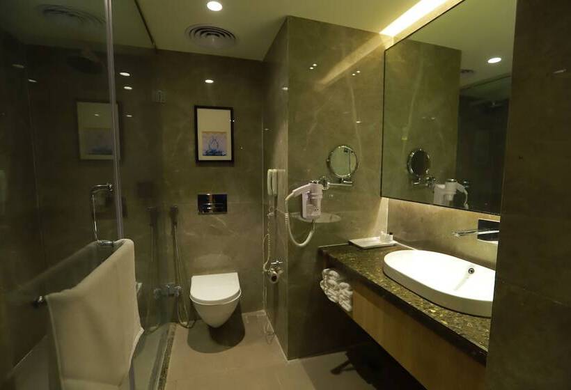 Номер Deluxe, Grand Sarovar Portico, Latur