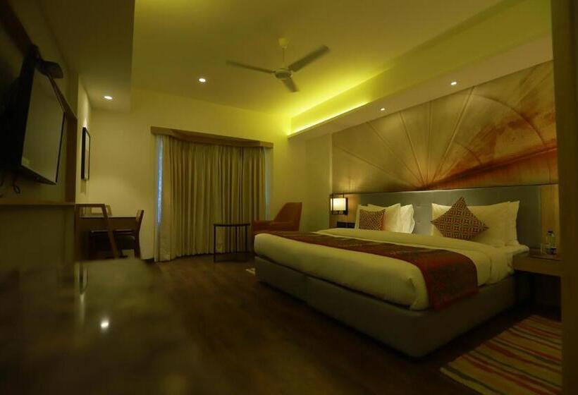Номер Стандарт, Grand Sarovar Portico, Latur