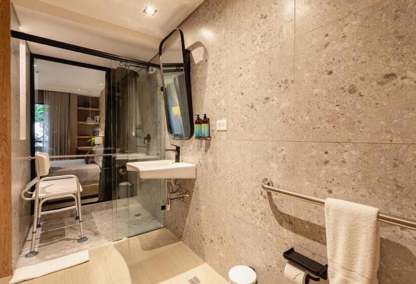 Quarto Estandar para Deficientes Físicos, Landmark