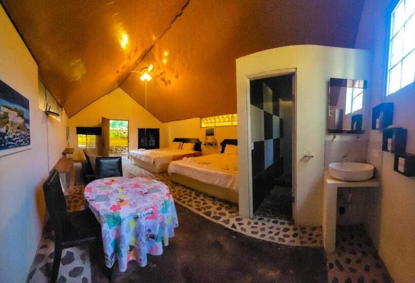 Четырехместный Номер Deluxe, Refugio Cariguana