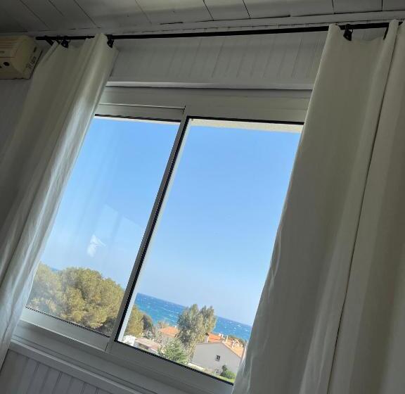 Номер Deluxe Вид на Море, Villa Paradis