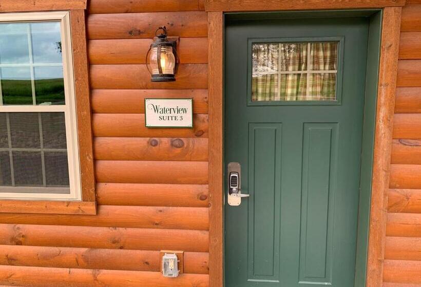 Люкс Кровать Кинг, Waterview Lodge By Amish Country Lodging