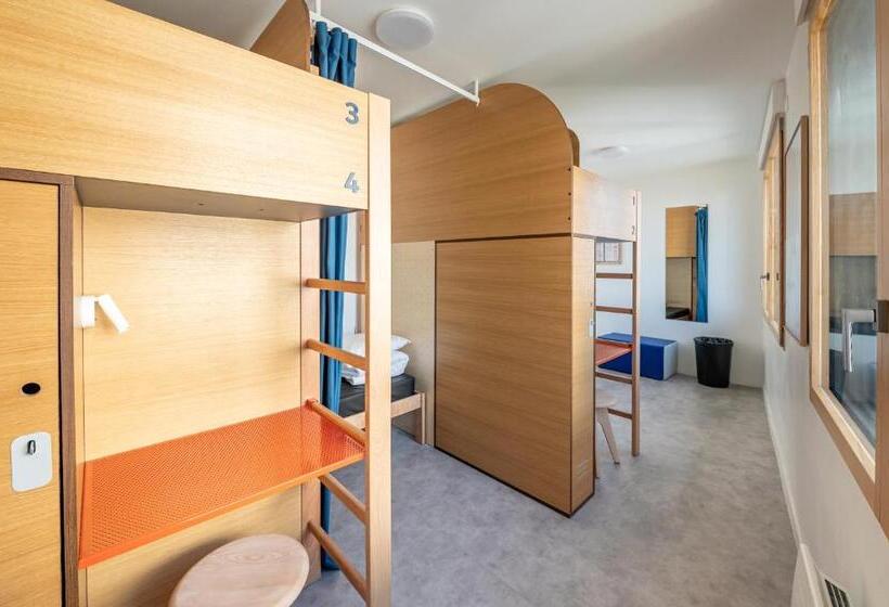 Chambre Quadruple Standard, Ucpa Sport Station Hostel Paris