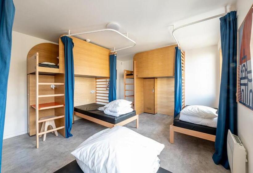 Chambre Familiale, Ucpa Sport Station Hostel Paris