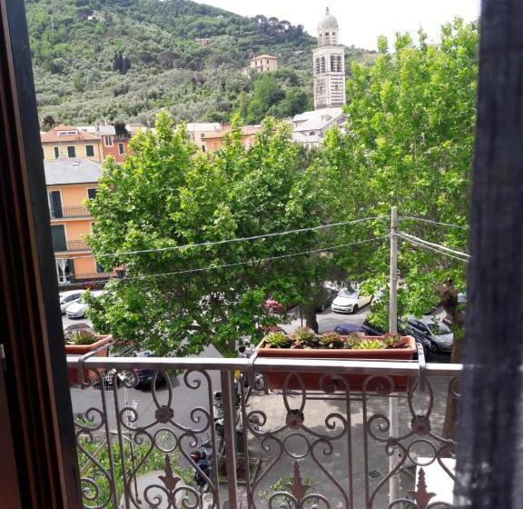 اتاق استاندارد سه تخته با بالکن, Affittacamere La Loggia