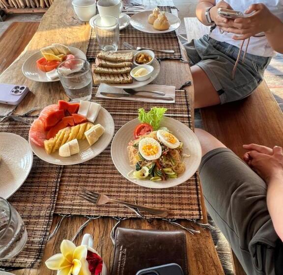 Quarto Deluxe, Pinokkio B&b Restaurant