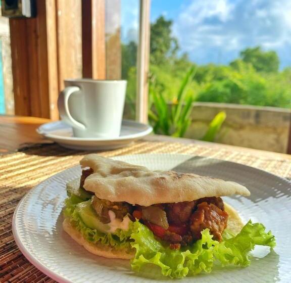 اتاق استاندارد یک نفره, Pinokkio B&b Restaurant