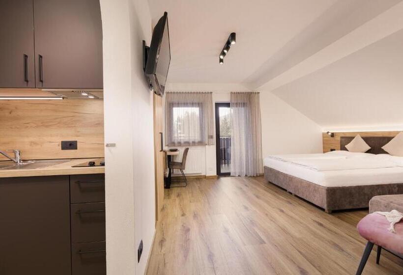 标准工作室, Family Aparthotel Winklwiese