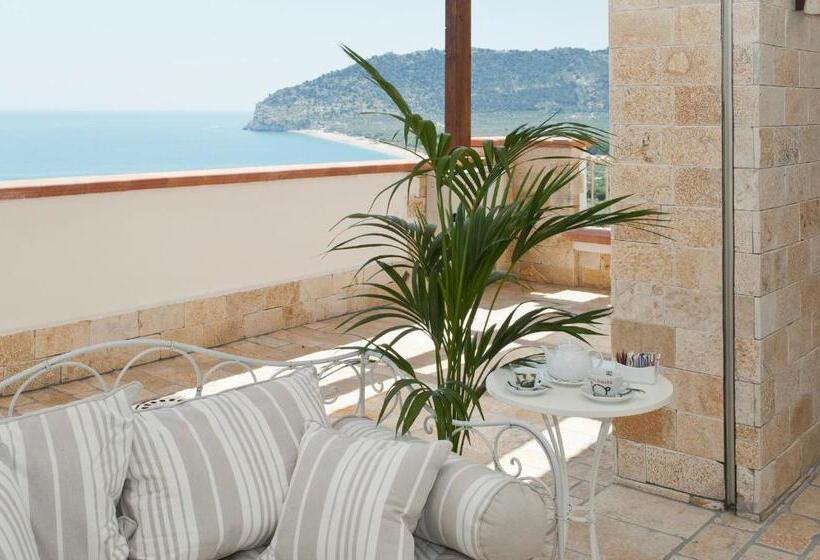 Полулюкс Одноместный с Террасой, Residence Il Porto