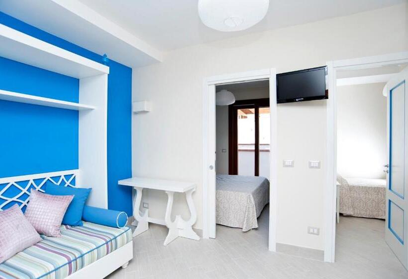 Апартаменты 2 Спальни Вид на Море, Residence Il Porto