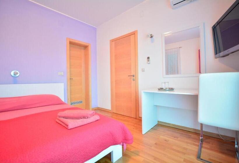 اتاق استاندارد, Villa Avantgarde