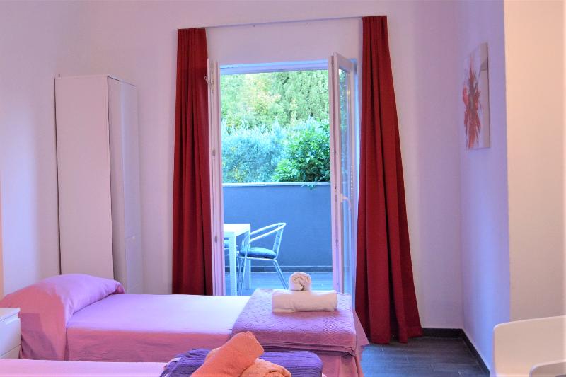 اتاق استاندارد سه نفره, Villa Avantgarde