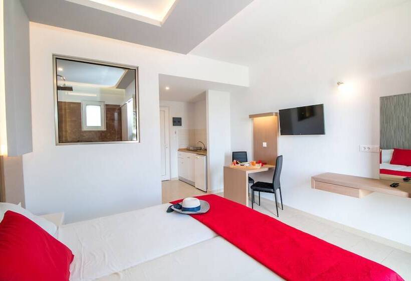 اتاق لوکس سه تخته, Casastavris   Aparts & Pool Suites