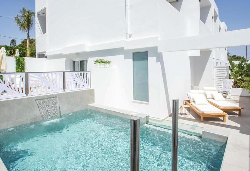 سوییت با استخر, Casastavris   Aparts & Pool Suites