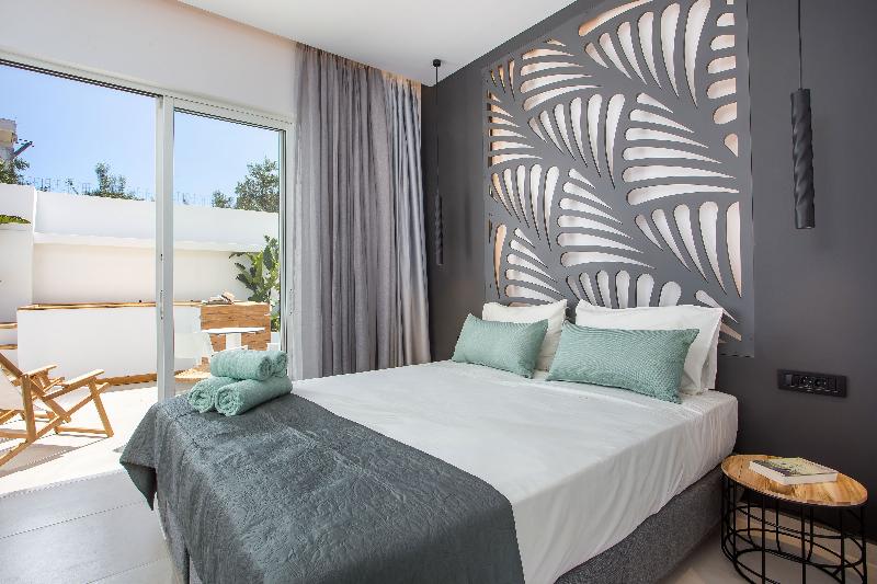 سوئیت با وان آب گرم, Casastavris   Aparts & Pool Suites
