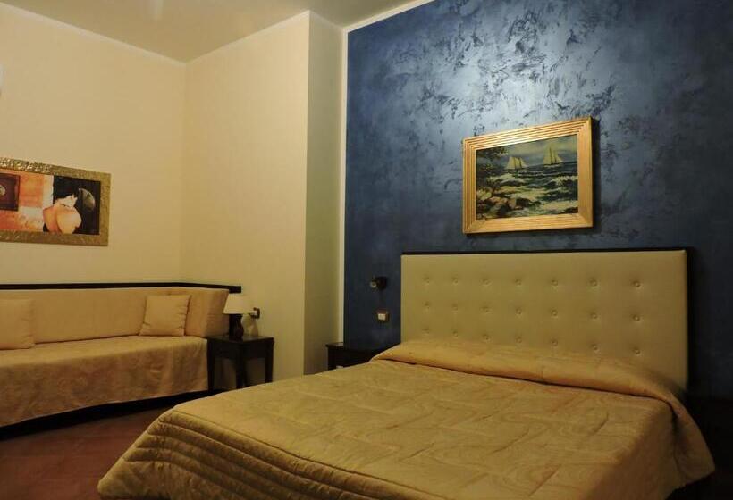 Triple Room Sea View, B&b Aquila Reale