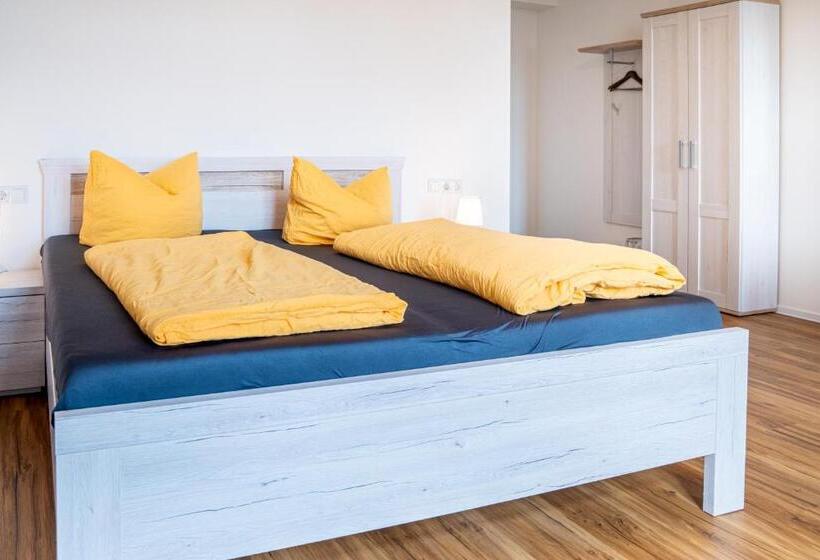 Номер Стандарт, Gwuni B&b