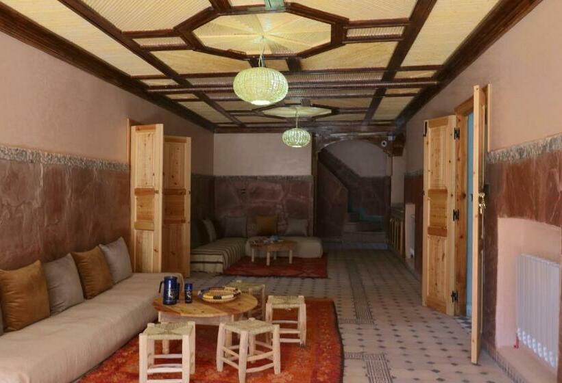 Номер Стандарт с Балконом, Auberge Atlas Tamatertt