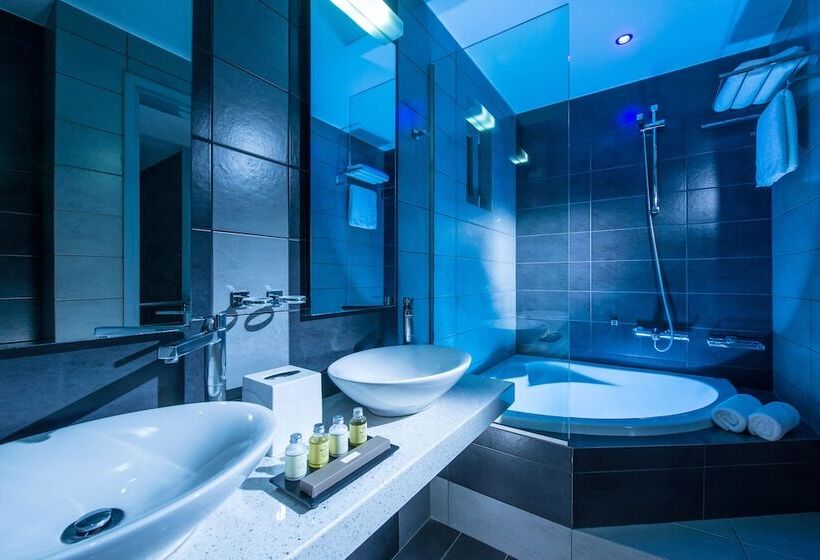 سوییت سوپریور با چشم‌انداز دریا, Happy Cretan Suites