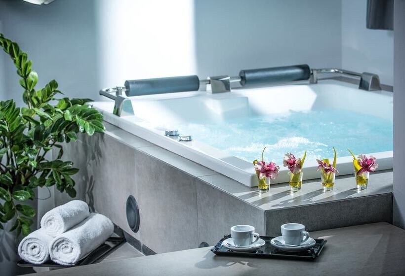 سوییت جونیور با چشم‌انداز دریا, Happy Cretan Suites