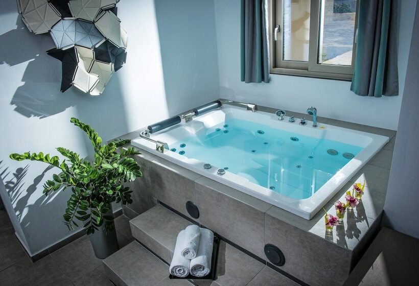 سوییت جونیور با چشم‌انداز دریا, Happy Cretan Suites